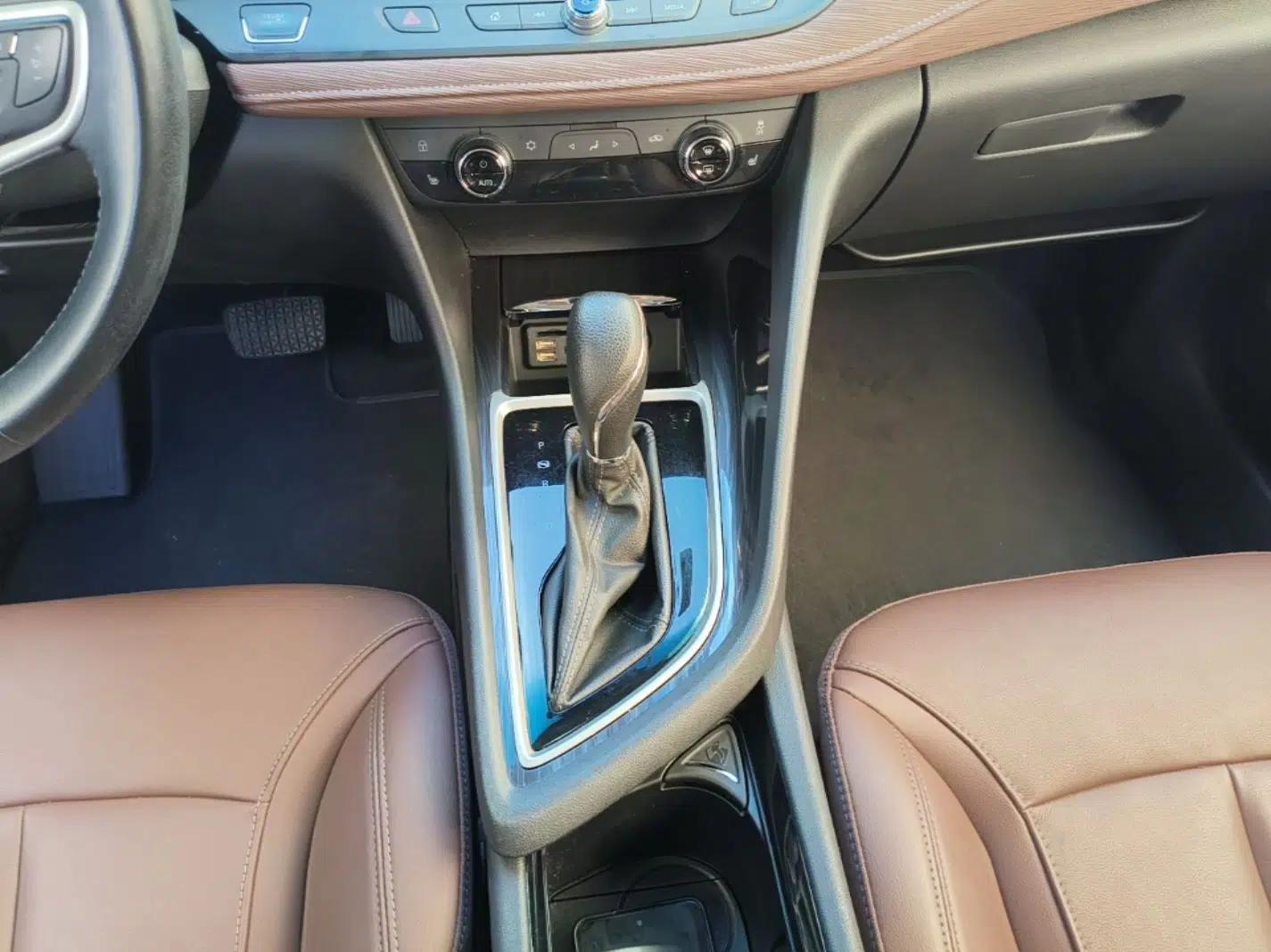 Buick GL6 2019 18T 6-Seater Connected Luxury Version China VI Standard — миниатюра 16