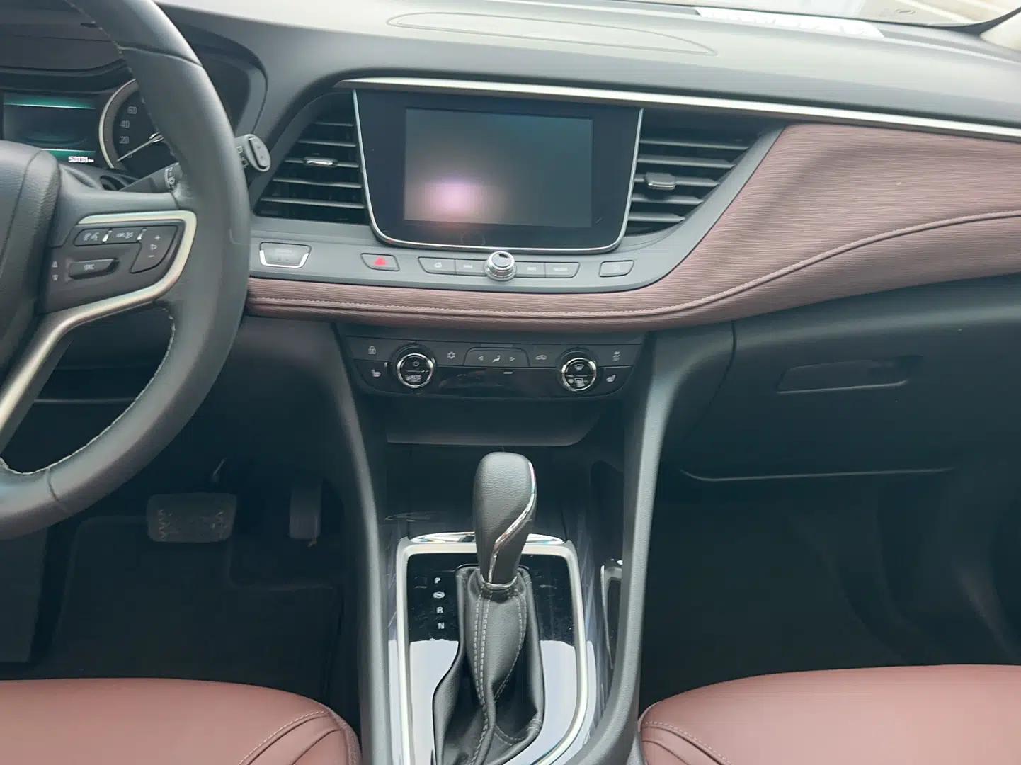 Buick GL6 2019 18T 6-Seater Connected Luxury Version China V Standard — миниатюра 21