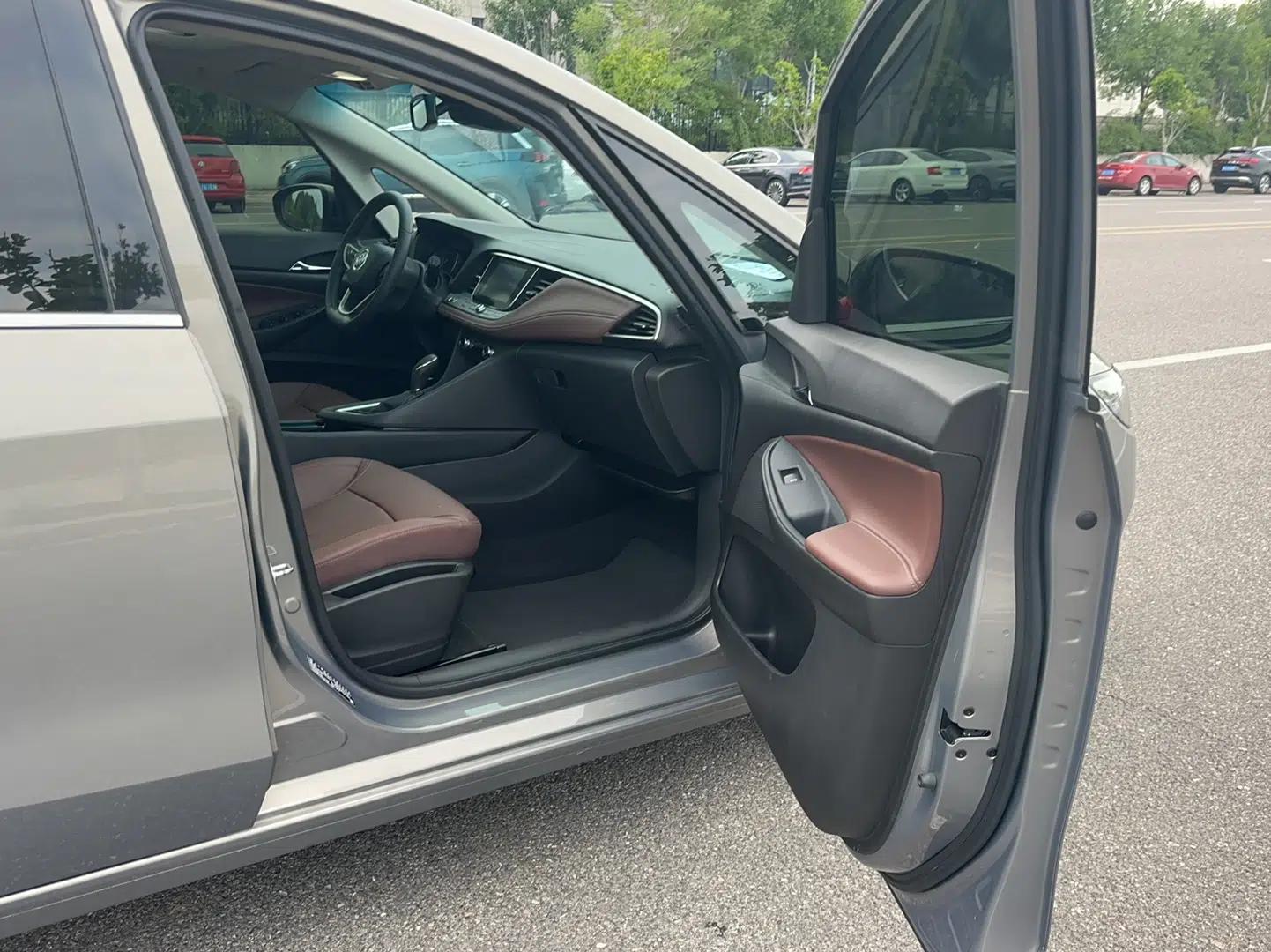 Buick GL6 2019 18T 6-Seater Connected Luxury Version China V Standard — миниатюра 29