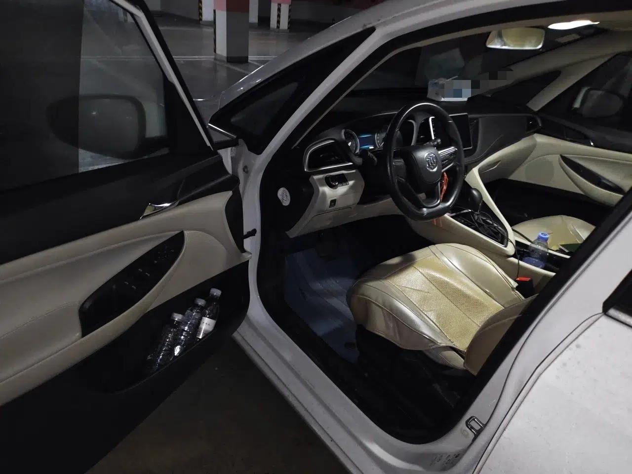 Buick GL6 2018 18T 6-Seater Elite Model — миниатюра 16