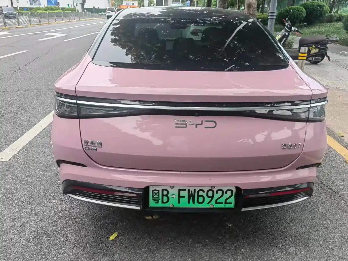Seal 07 DM-i 2025 Model DM-i 1.5L 125km Luxury — миниатюра 4