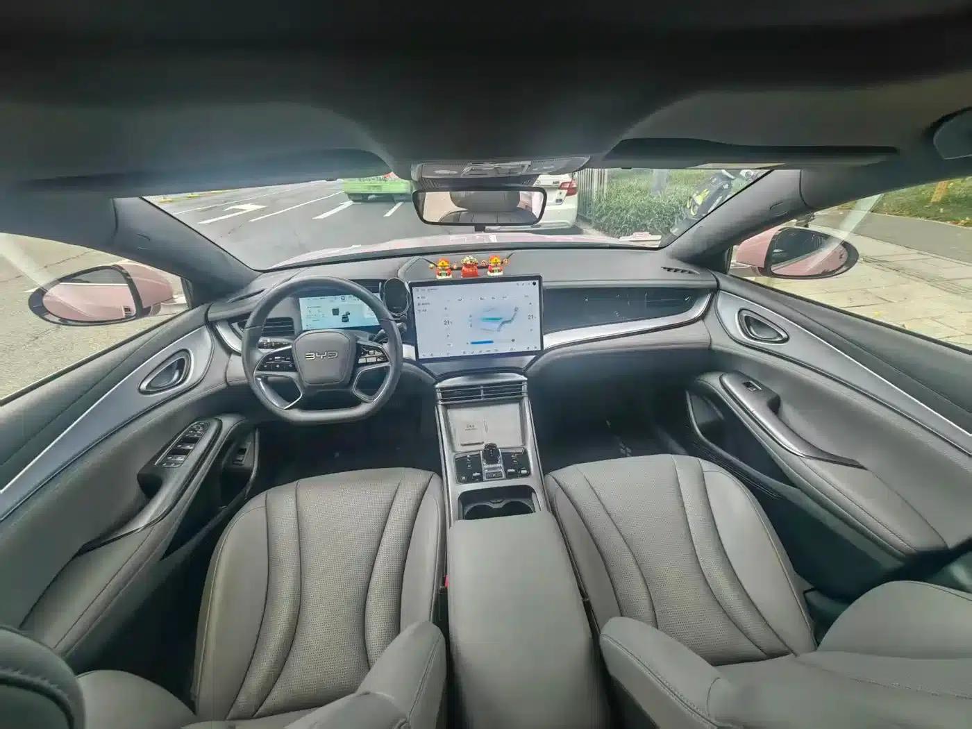 Seal 07 DM-i 2025 Model DM-i 1.5L 125km Luxury — миниатюра 7