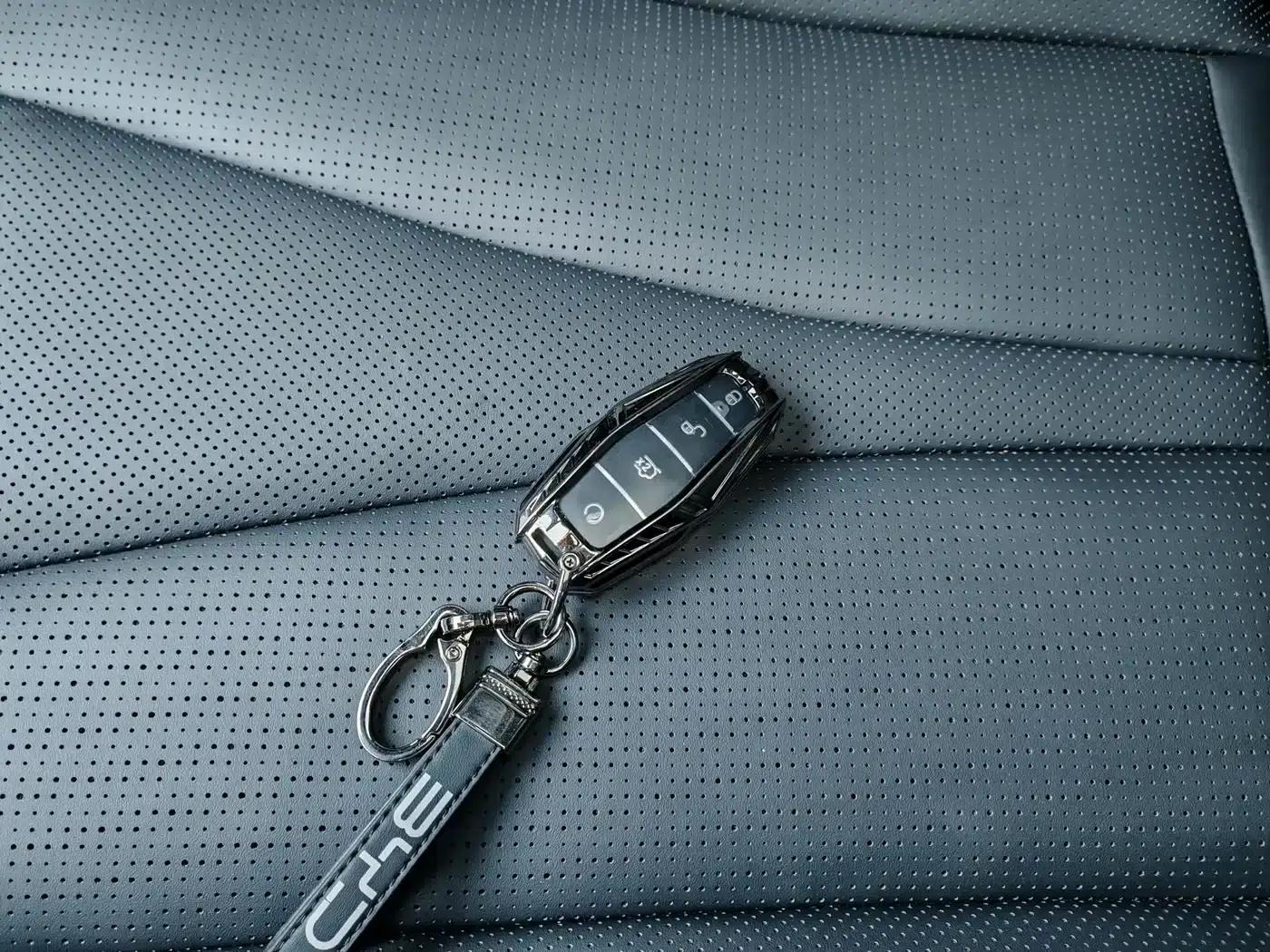 Hiace 06 2025 EV 605 Navigator Pro Edition — миниатюра 10