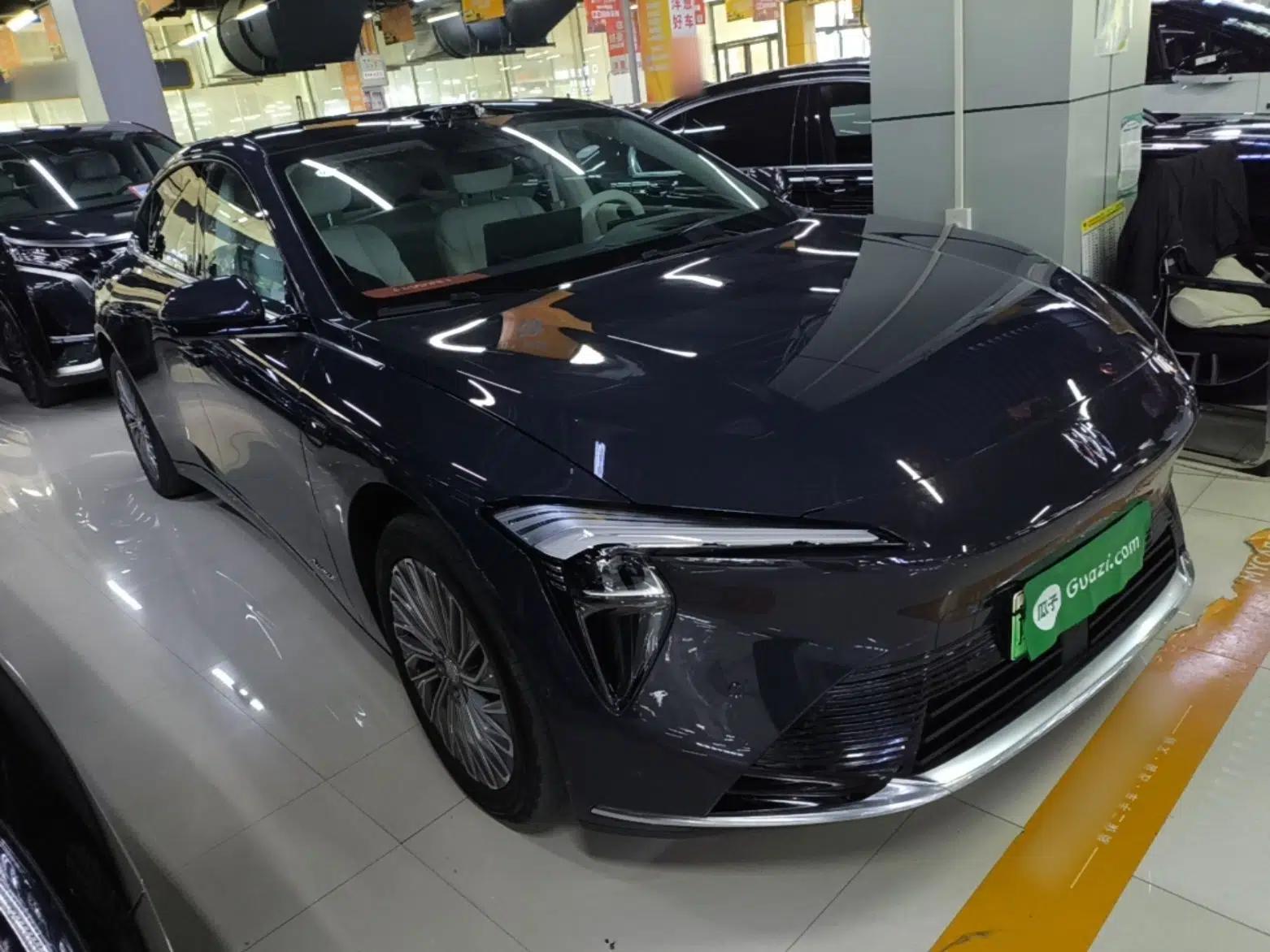 Buick L7 2025 Model Aivia — миниатюра 3