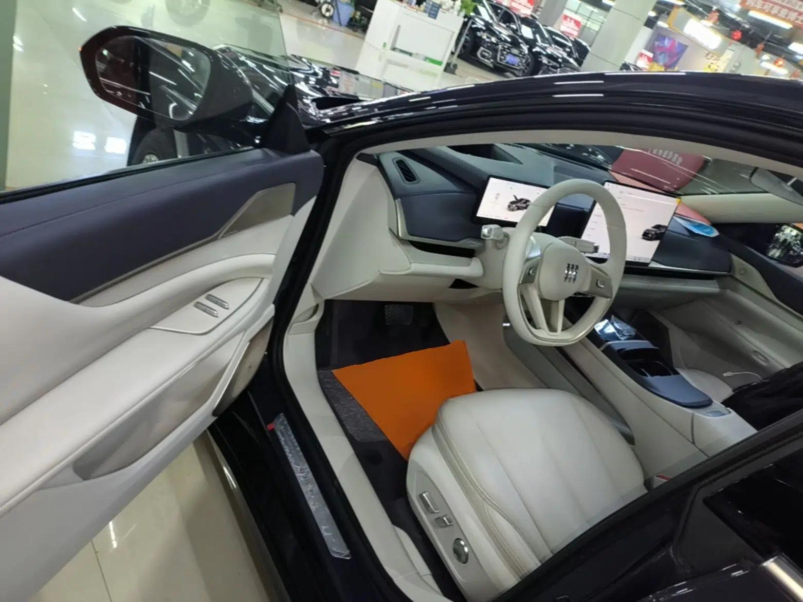 Buick L7 2025 Model Aivia — миниатюра 23