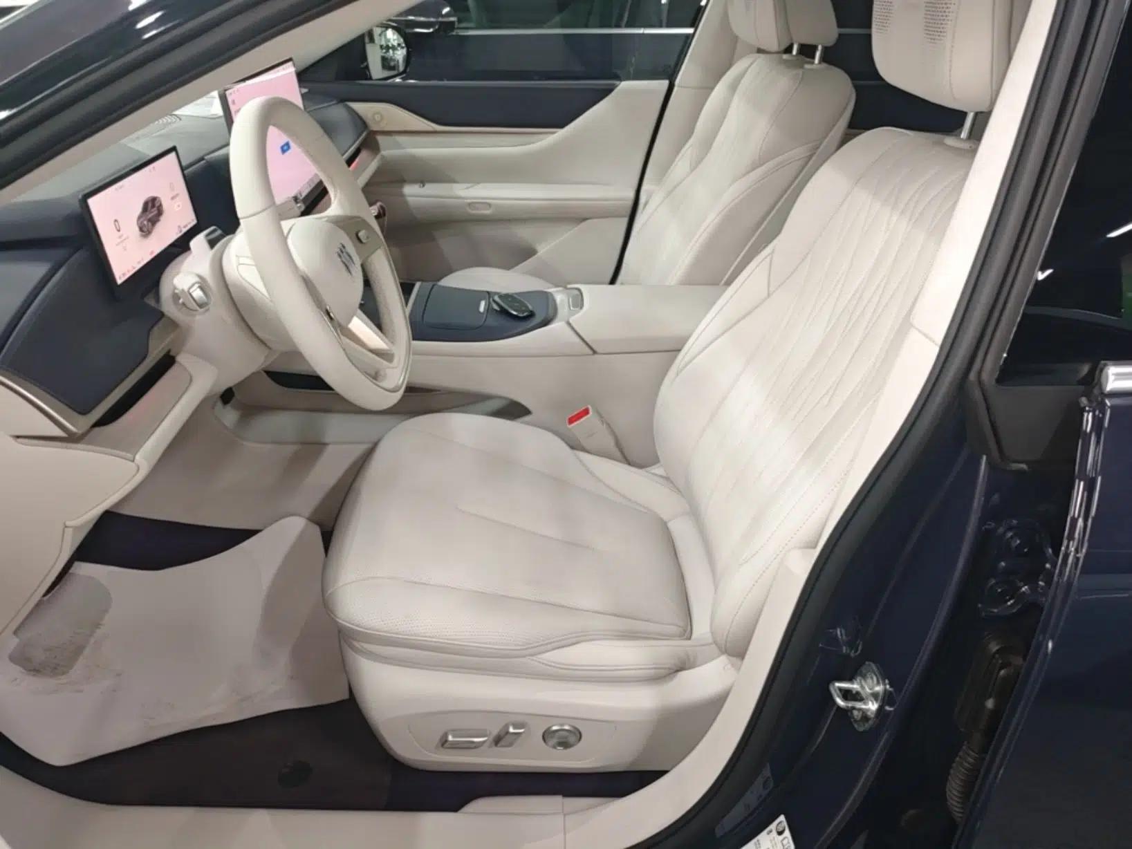 Buick L7 2025 Model Aivia — миниатюра 17