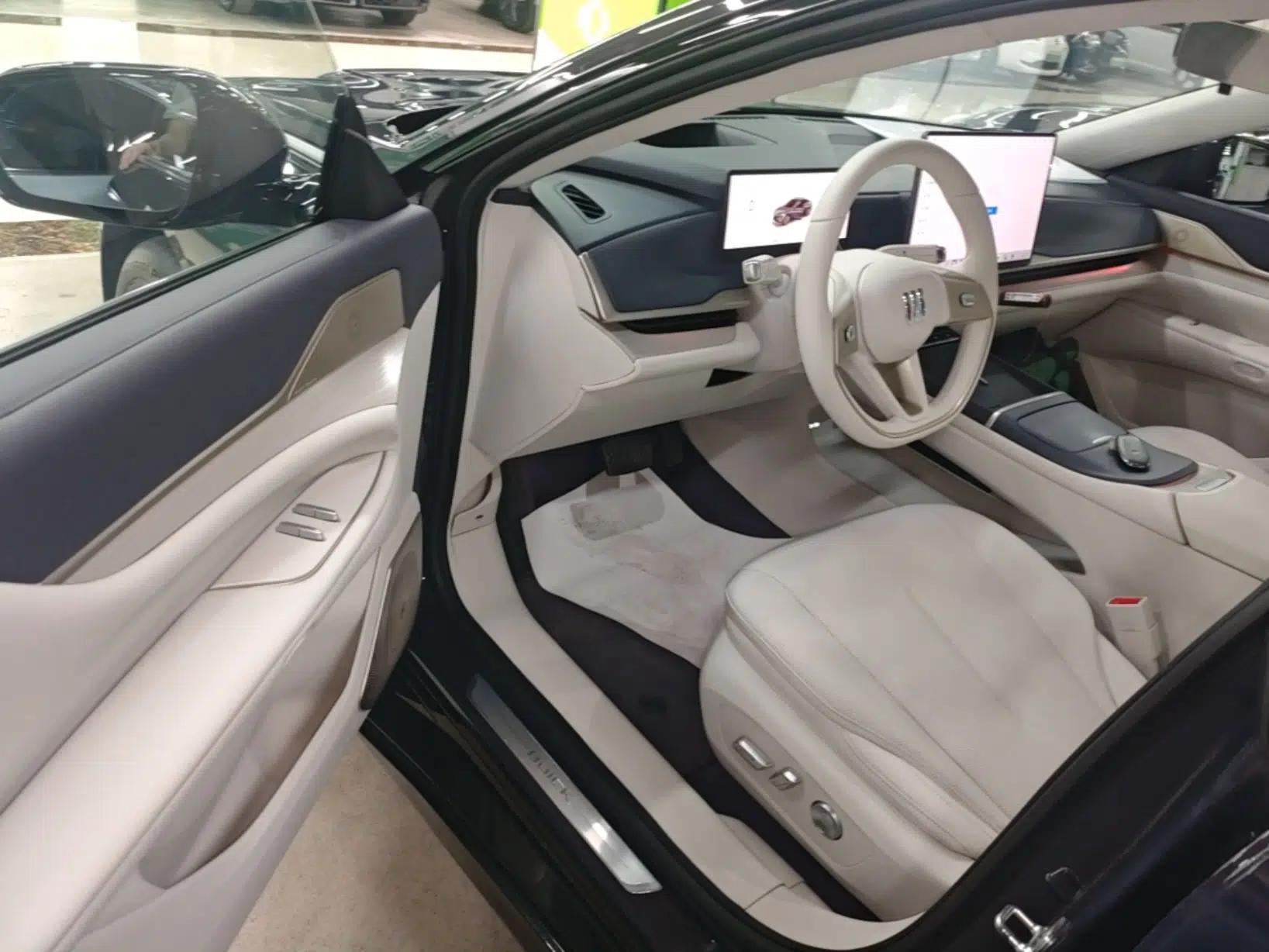 Buick L7 2025 Model Aivia — миниатюра 18