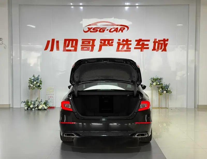 2022 Honda Accord 260TURBO Luxury Edition — миниатюра 10