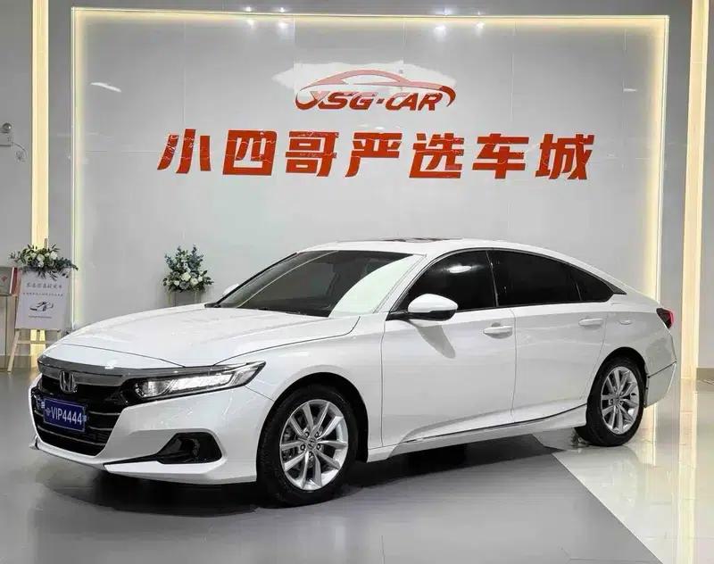 2022 Honda Accord 260TURBO Luxury Edition — миниатюра 1