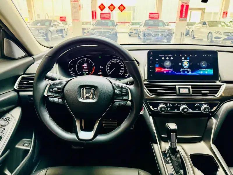 Accord 2022 260TURBO Phantom Night Premium Edition — миниатюра 12