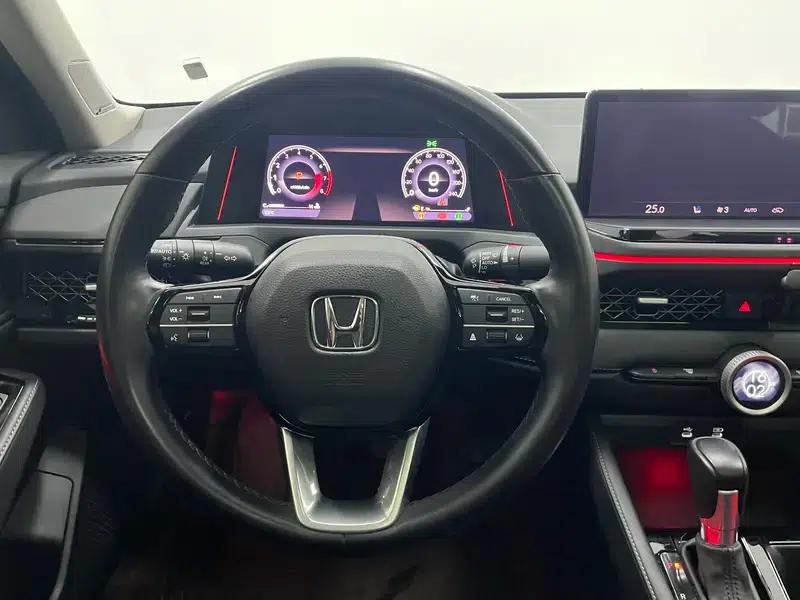 2023 Honda Accord 260TURBO Premium Edition — миниатюра 16