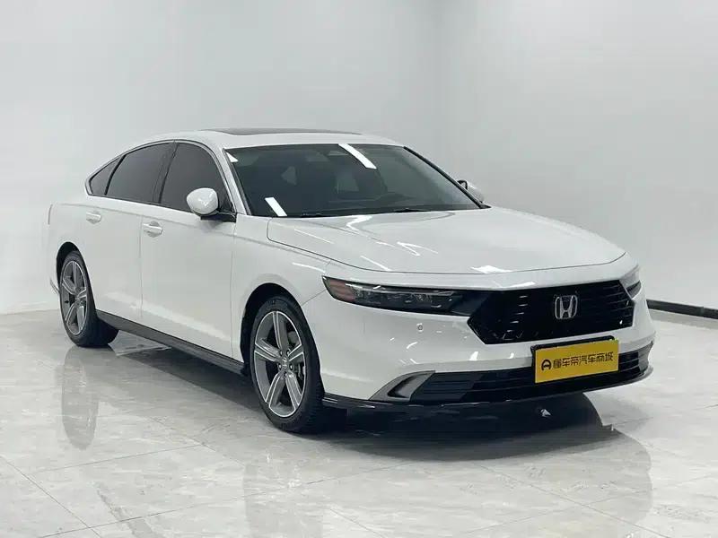 2023 Honda Accord 260TURBO Premium Edition — миниатюра 3