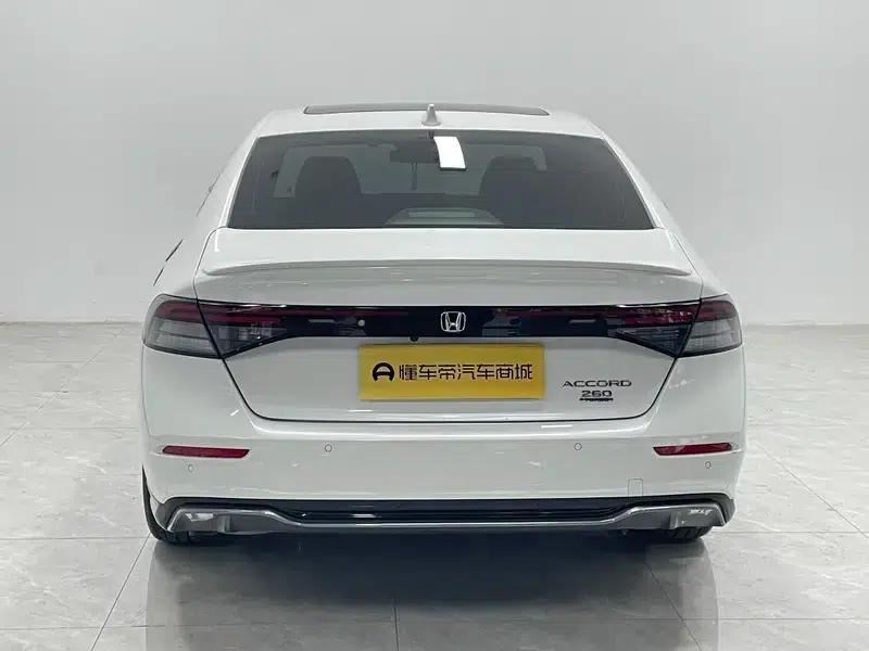 2023 Honda Accord 260TURBO Premium Edition — миниатюра 6