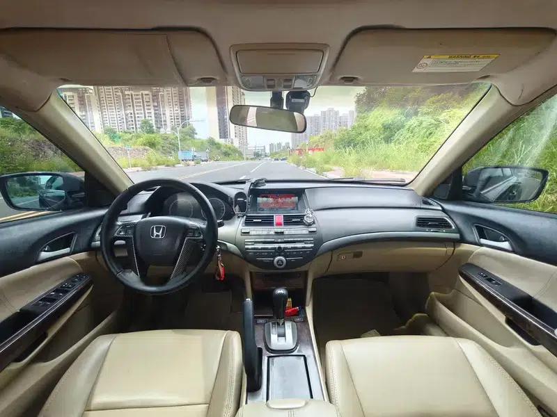 Accord 2010 2.0L EX — миниатюра 7