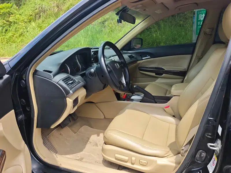 Accord 2010 2.0L EX — миниатюра 8