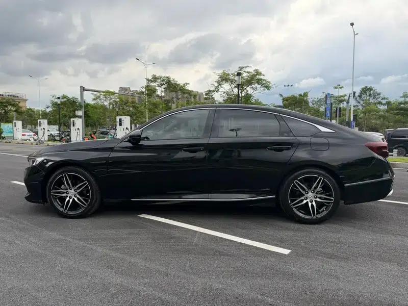 Accord 2022 260TURBO Phantom Night Premium Edition — миниатюра 4