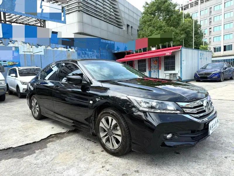 2015 Honda Accord 2.0L LX Comfort Edition — миниатюра 3