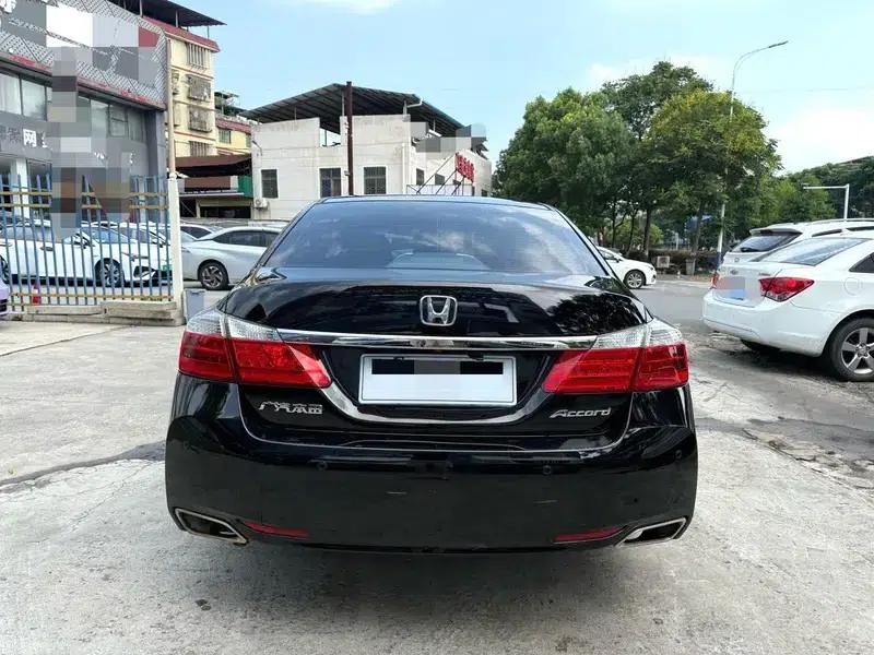 2015 Honda Accord 2.0L LX Comfort Edition — миниатюра 5