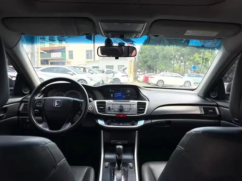 2015 Honda Accord 2.0L LX Comfort Edition — миниатюра 7