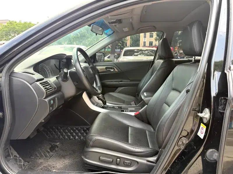 2015 Honda Accord 2.0L LX Comfort Edition — миниатюра 8