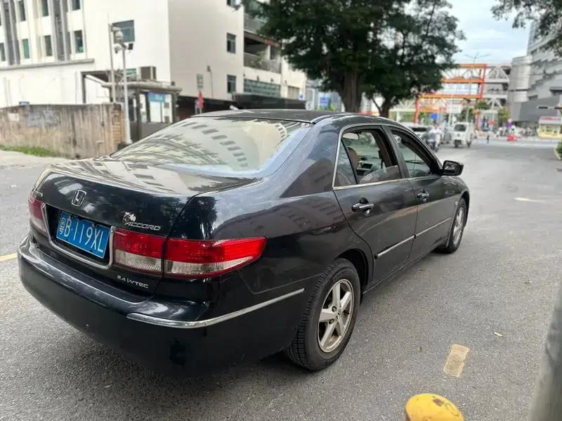Accord 2004 2.4L — миниатюра 4