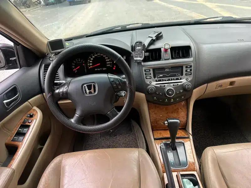 Accord 2004 2.4L — миниатюра 8