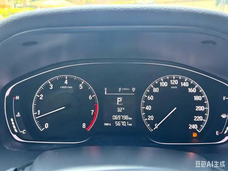 Accord 2021 260TURBO Luxury Starlight Limited Edition — миниатюра 17