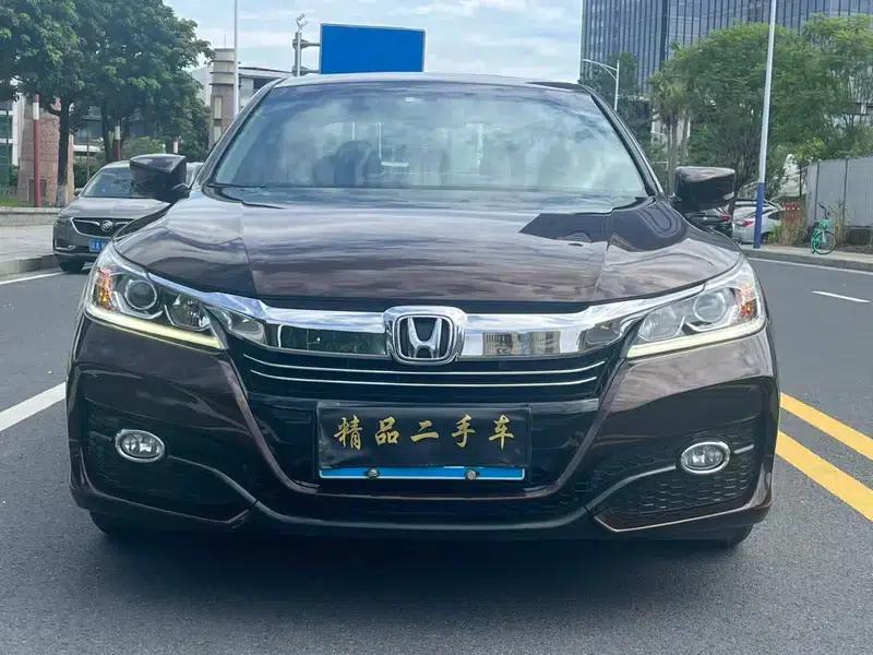 2016 Honda Accord 2.0L Comfort Edition — миниатюра 2