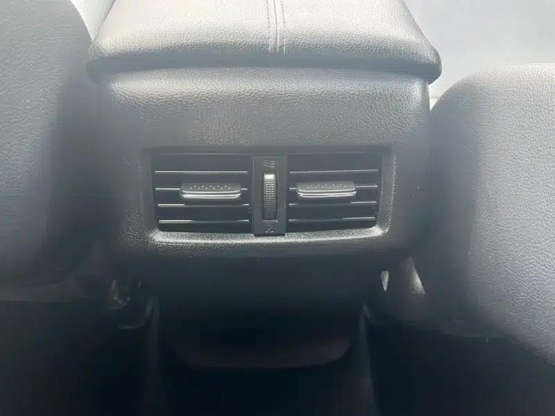 2016 Honda Accord 2.0L Comfort Edition — миниатюра 15