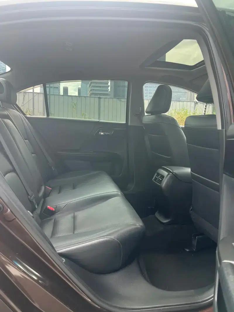 2016 Honda Accord 2.0L Comfort Edition — миниатюра 20