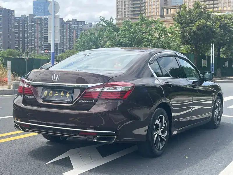 2016 Honda Accord 2.0L Comfort Edition — миниатюра 7