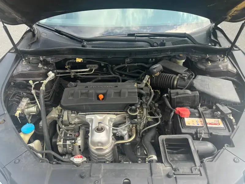 2016 Honda Accord 2.0L Comfort Edition — миниатюра 8