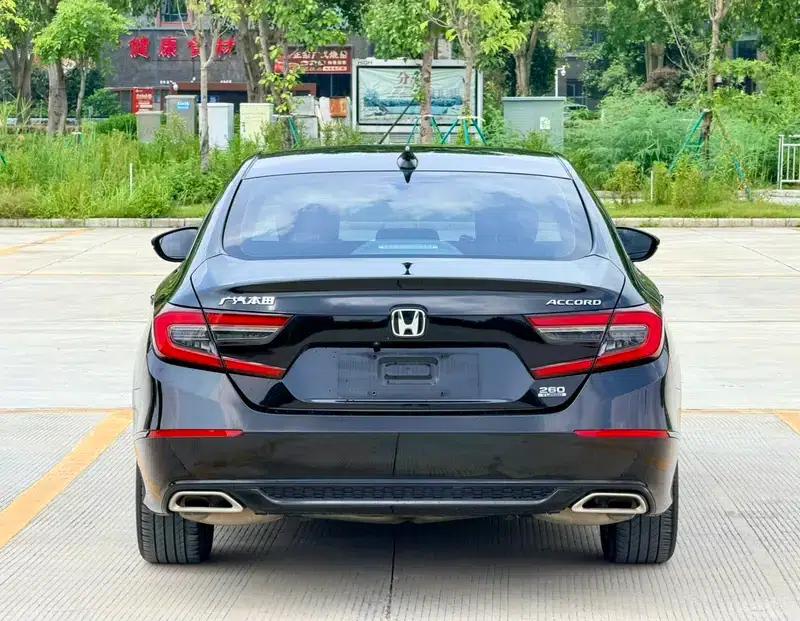 2022 Honda Accord 260TURBO Luxury Edition — миниатюра 6