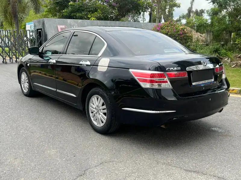 2013 Honda Accord 2.0L SE — миниатюра 4