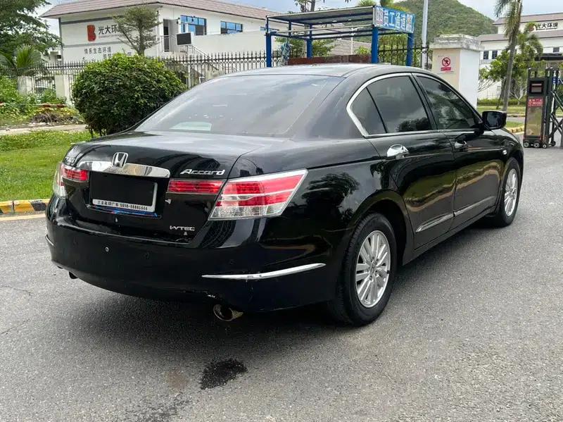 2013 Honda Accord 2.0L SE — миниатюра 6