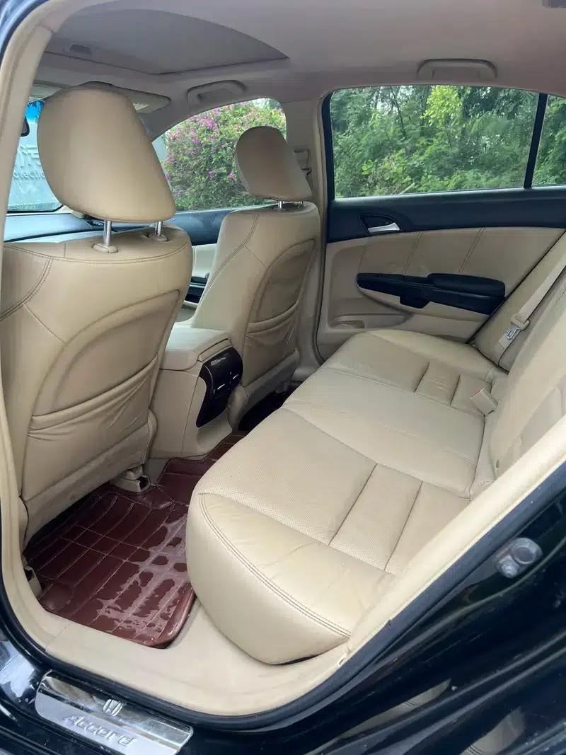 2013 Honda Accord 2.0L SE — миниатюра 9