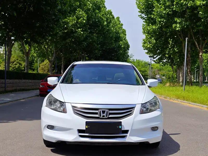 Accord 2011 2.0L EX Navi — миниатюра 2