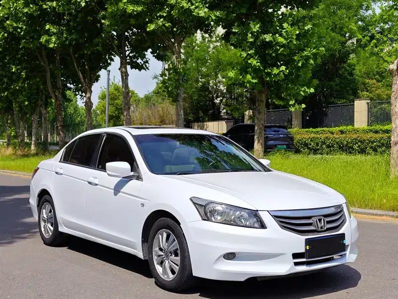 Accord 2011 2.0L EX Navi — миниатюра 3