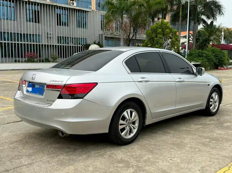 Accord 2009 2.0 Automatic Anniversary Edition — миниатюра 6