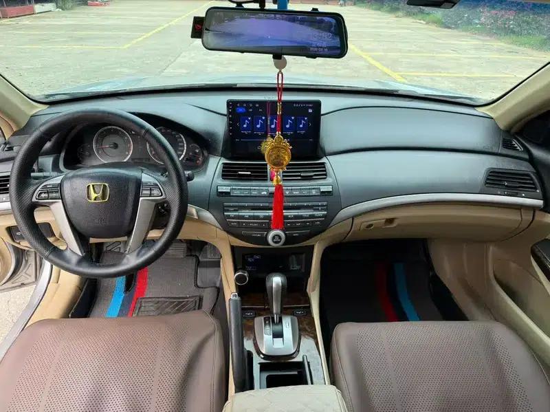 Accord 2009 2.0 Automatic Anniversary Edition — миниатюра 7