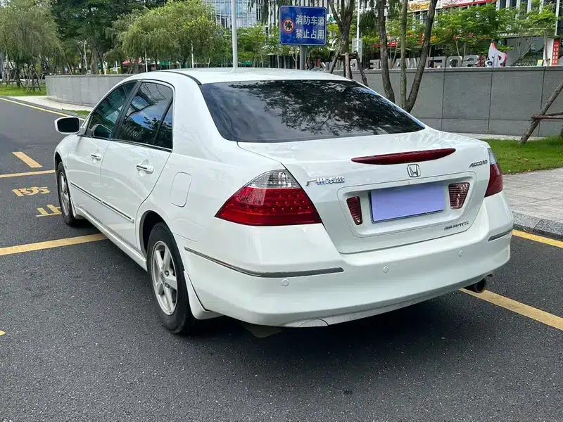 Accord 2007 2.0L Automatic Comfort Edition — миниатюра 4