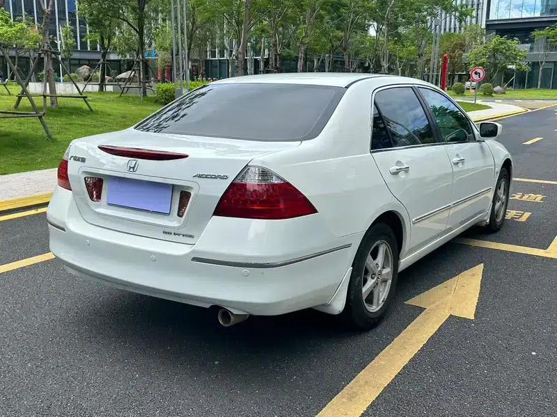 Accord 2007 2.0L Automatic Comfort Edition — миниатюра 6