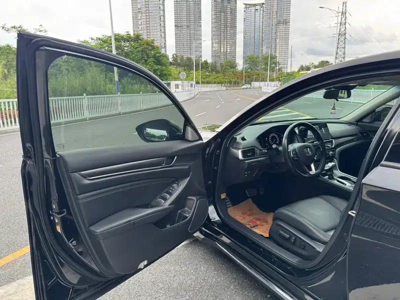 Accord 2022 260TURBO Phantom Night Premium Edition — миниатюра 15