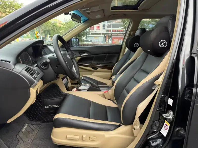 Accord 2010 2.4L LX — миниатюра 8