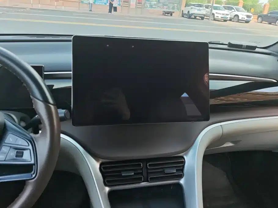 Song Pro New Energy 2022 DM-i 110km Flagship Pro — миниатюра 13