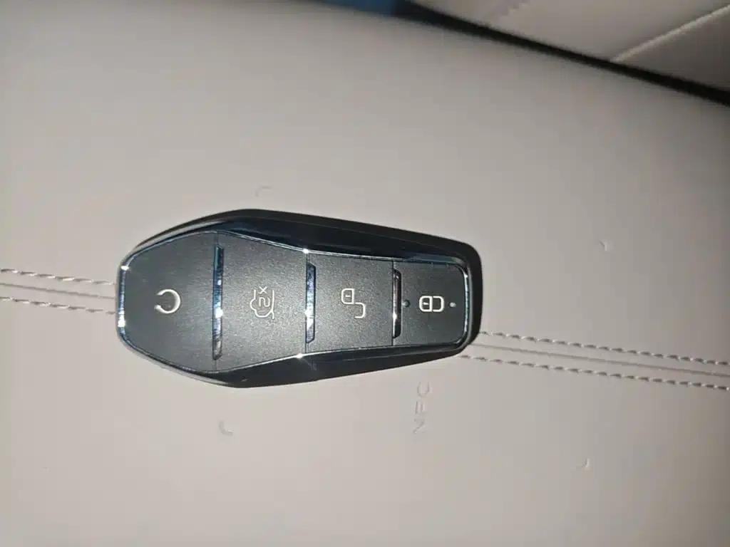 Song Pro New Energy 2024 Glory Edition DM-i 71KM Navigation Model — миниатюра 9