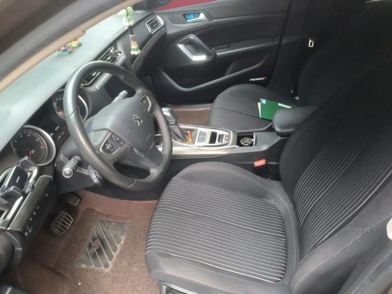 Peugeot 408 2015 1.2T Automatic Luxury Edition — миниатюра 15