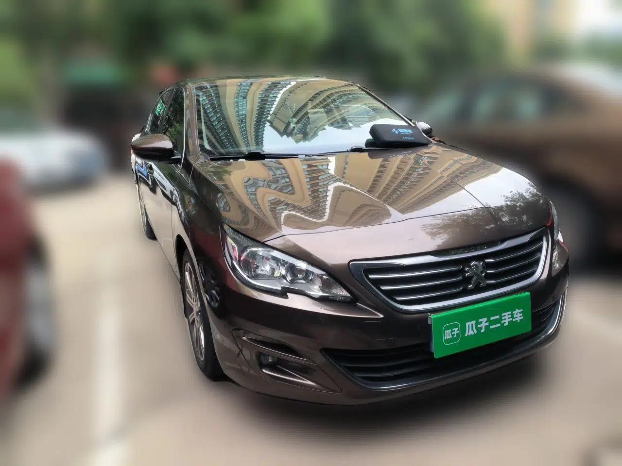Peugeot 408 2015 1.2T Automatic Luxury Edition — миниатюра 3