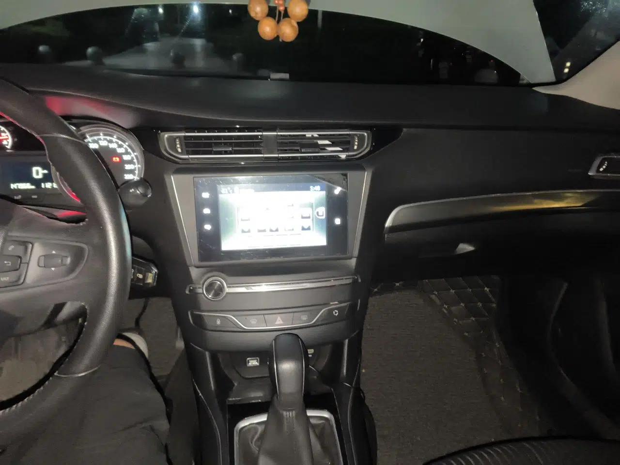 Peugeot 408 2015 1.2T Automatic Luxury Edition — миниатюра 13