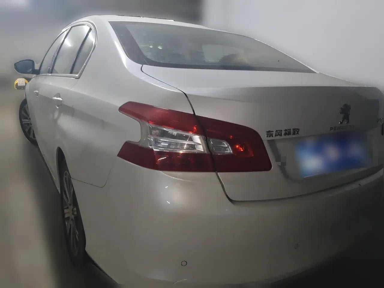 Peugeot 408 2014 1.8L Automatic Luxury Edition — миниатюра 4